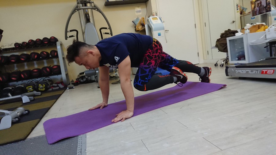 減肚腩運動 減肚腩運動