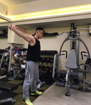 駝背運動 駝背運動